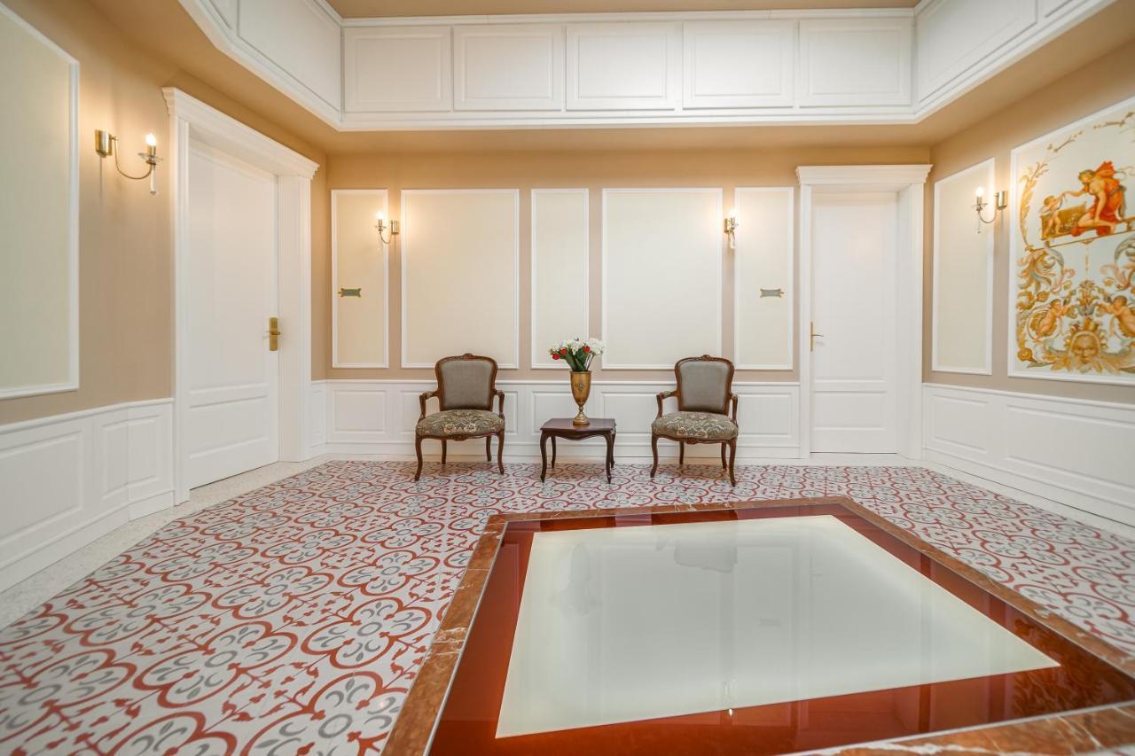 Templum Clava Hotel Bucharest Luaran gambar